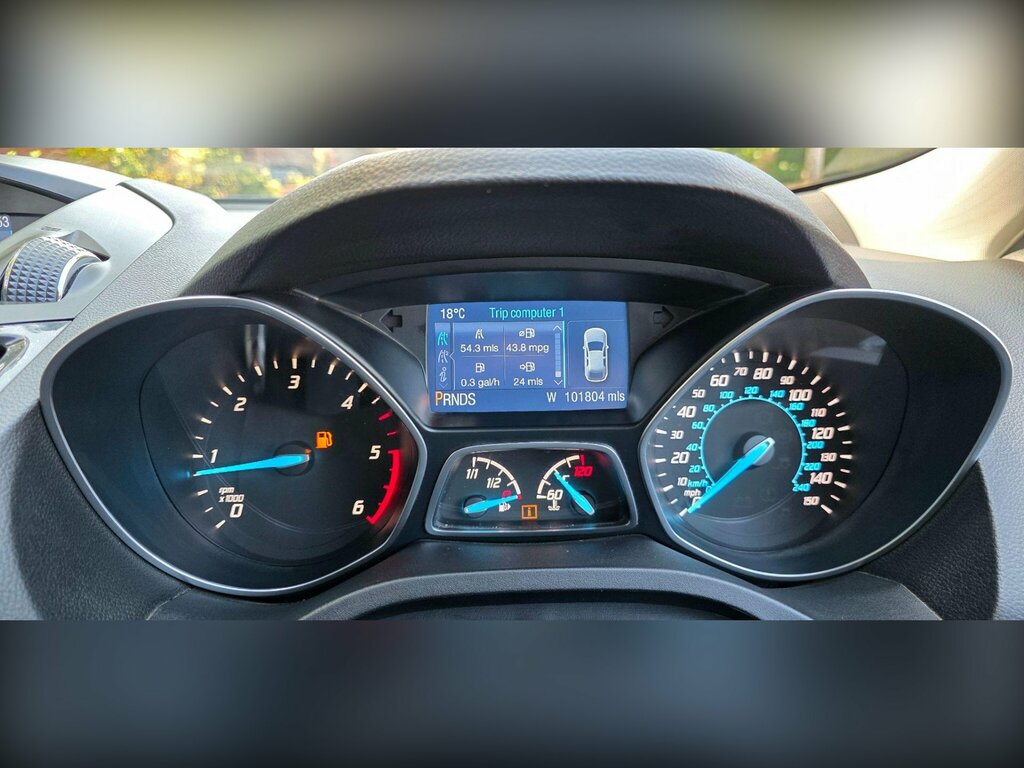 Ford Kuga 2.0 Tdci Titanium Powershift Awd Euro 6 Ss FH15LZE Black #3