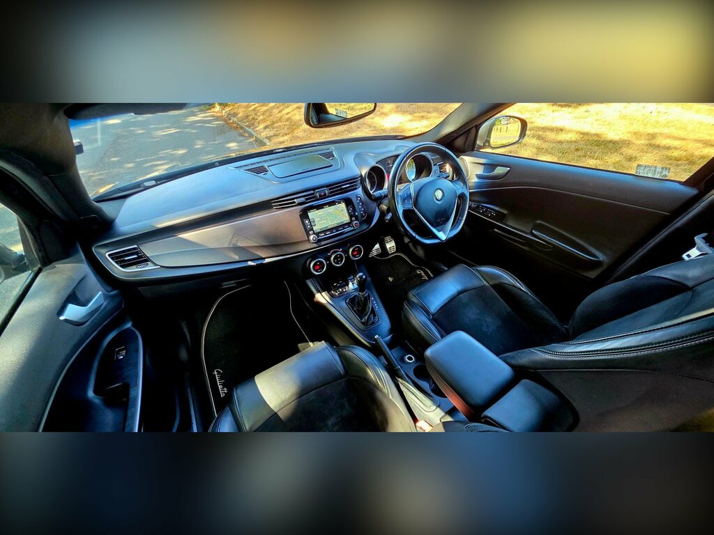 Alfa Romeo Giulietta 2.0 Jtdm-2 Qv Line Tct Euro 5 Ss Black #2