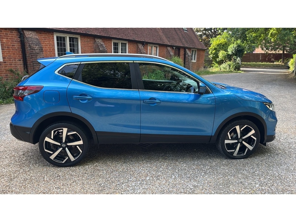 Nissan Qashqai 1.2 Dig-t Tekna Suv Euro 6 Ss BL67EEH Blue #2