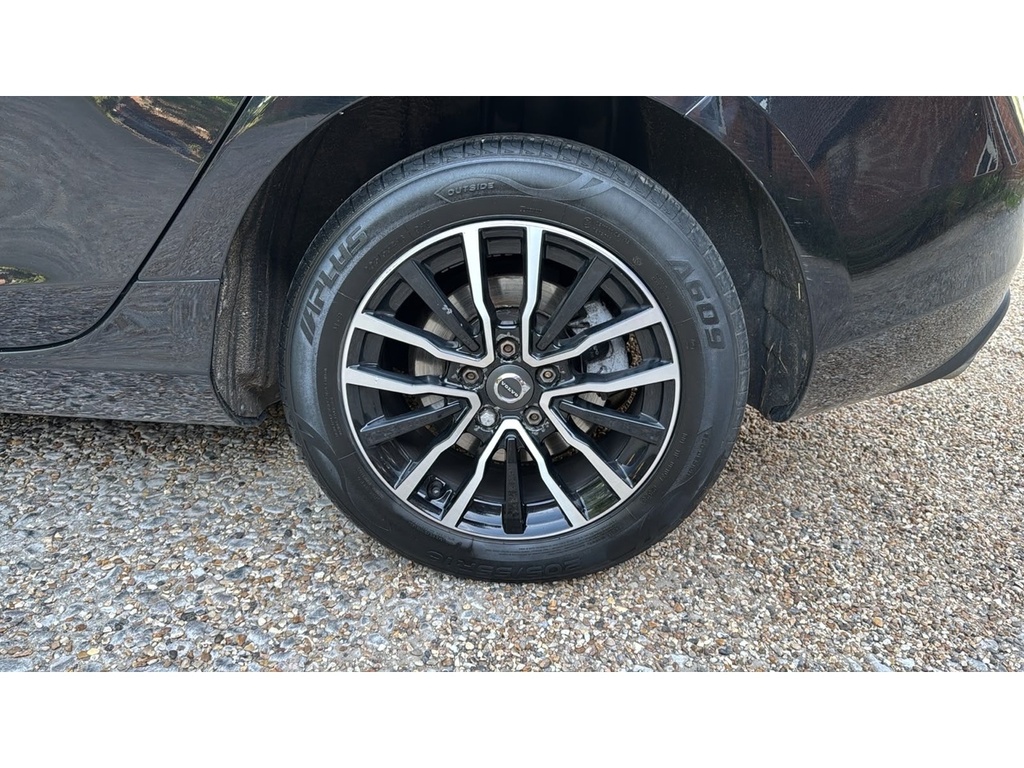 Volvo V40 121 Bhp T2 Momentum Rear Park Ass Silver #10