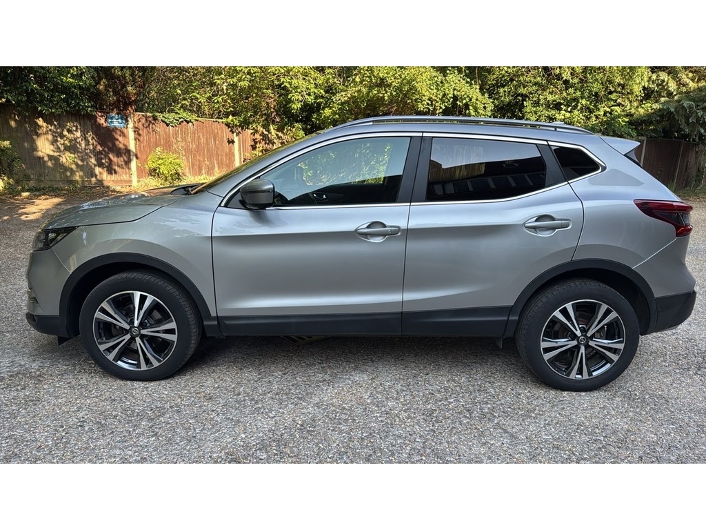 Nissan Qashqai 1.6 Dci Tekna 4Wd Euro 6 Ss Red #11