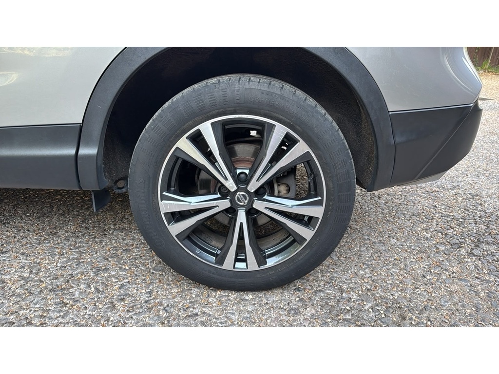 Nissan Qashqai 1.6 Dci Tekna 4Wd Euro 6 Ss Red #19