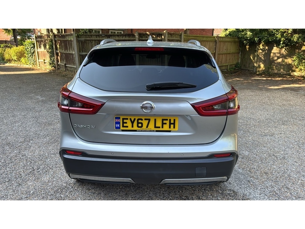 Nissan Qashqai 1.6 Dci Tekna 4Wd Euro 6 Ss Red #10
