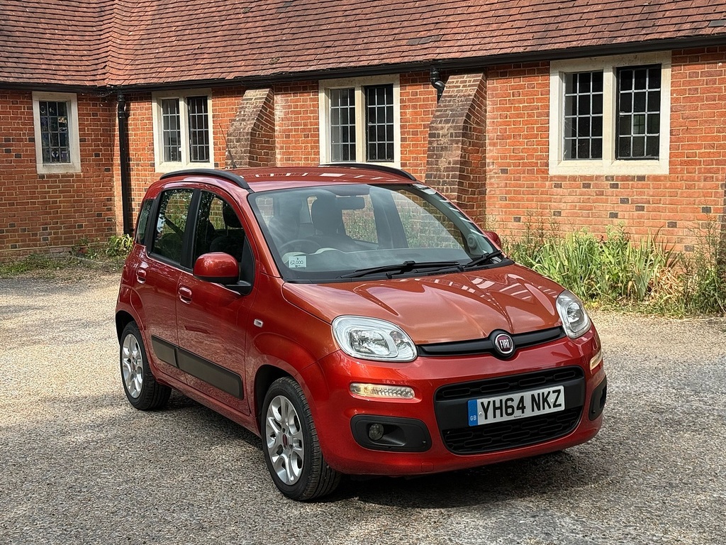 Fiat Panda 1.2 Lounge Hatchback Euro 6 69 Red #4