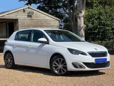 Peugeot 308 1.6 Bluehdi Allure White #3