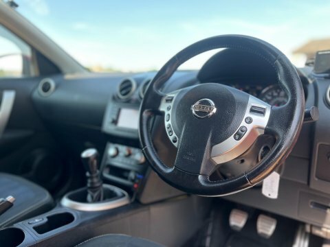 Nissan Qashqai 1.6 N-tec 2Wd Euro 5 Red #18