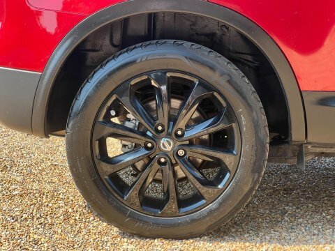 Nissan Qashqai 1.6 N-tec 2Wd Euro 5 Red #14