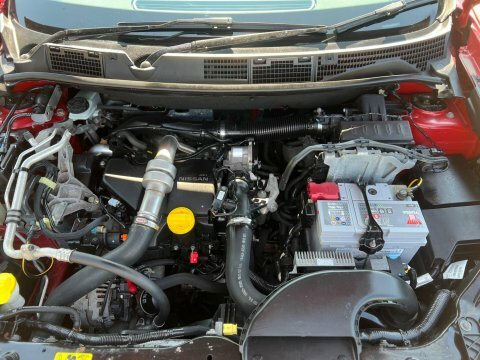 Nissan Qashqai 1.6 N-tec 2Wd Euro 5 Red #35
