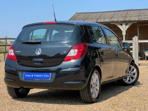 Vauxhall Corsa 1.4 16V Active Black #5