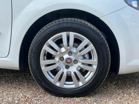 Fiat Punto 2013 13 1.2 White #19