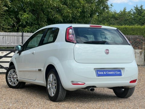 Fiat Punto 1.2 Easy White #6