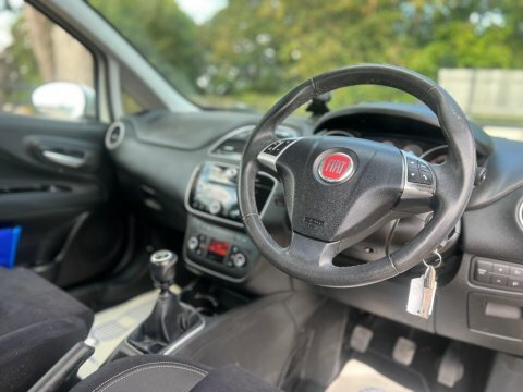 Fiat Punto 2013 13 1.2 White #20