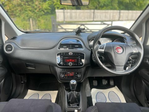 Fiat Punto 2013 13 1.2 White #26