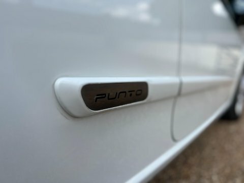 Fiat Punto 2013 13 1.2 White #13