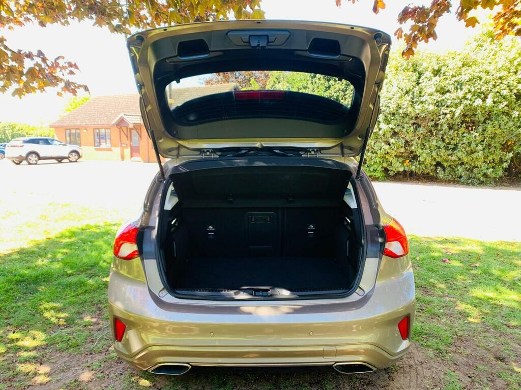 Ford Focus 1.0T Ecoboost Titanium Estate Euro Black #44