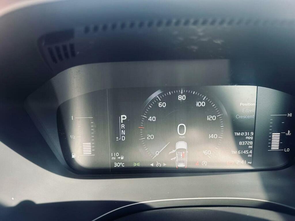 Volvo XC60 D4 190 R Design Nav Awd Geartronic 2017 White #11