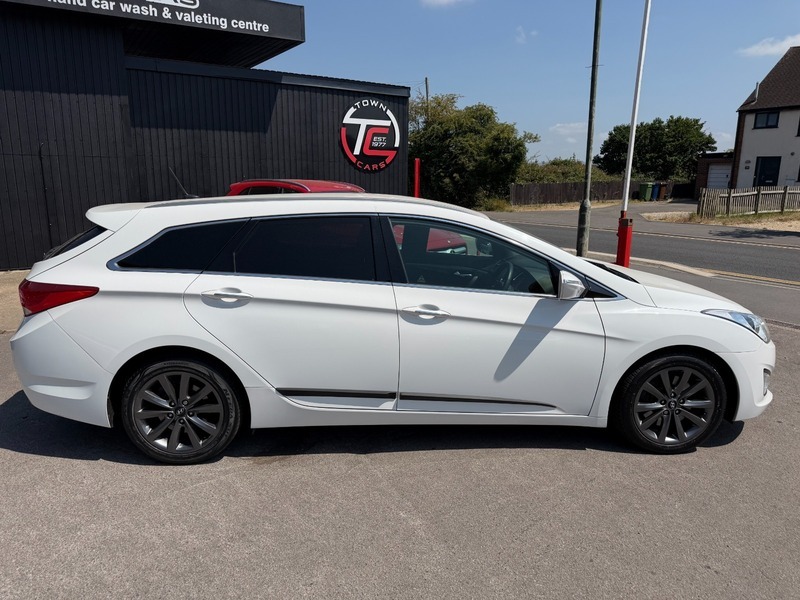 Hyundai I40 Crdi Only 56963 White #2