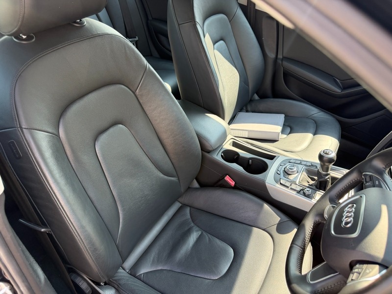 Audi A4 Tdi Se Technik-6 Speed Black #6