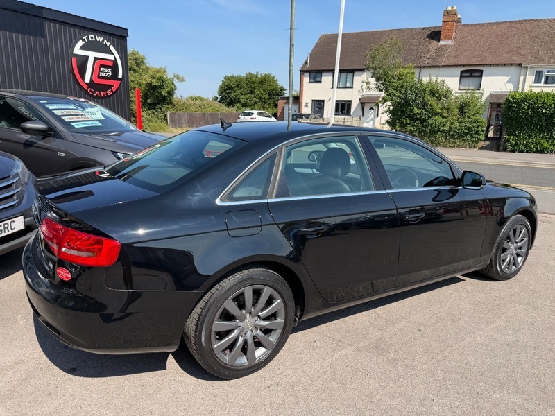 Audi A4 Tdi Se Technik-6 Speed Black #2