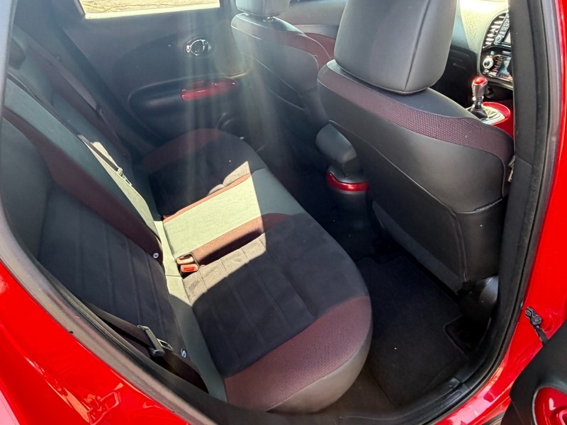 Nissan Juke N-connecta Dig-t- 6 Speed BJ18CYW Red #5