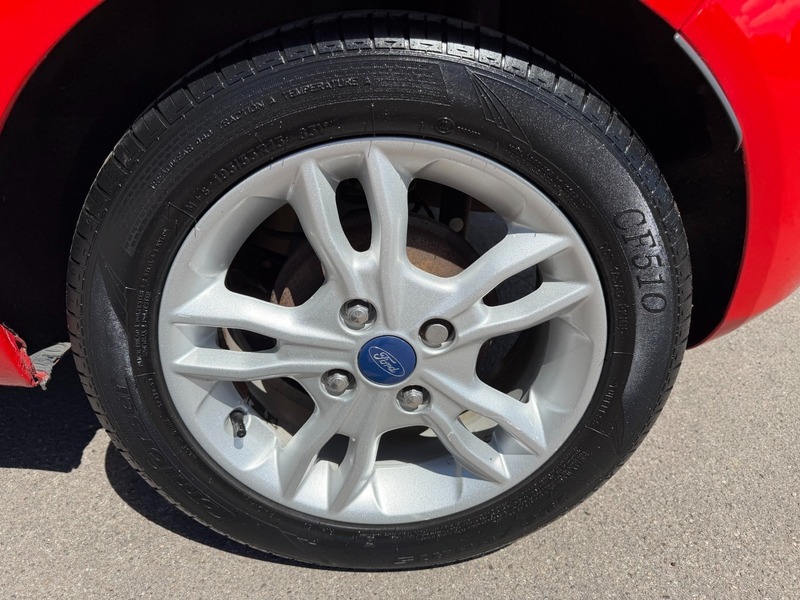 Ford Fiesta St-2 White #22