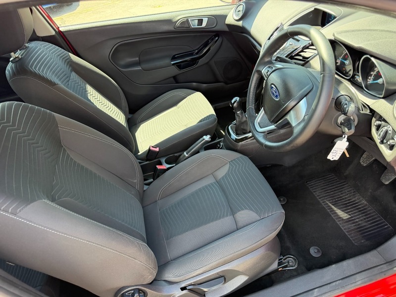 Ford Fiesta St-2 White #4