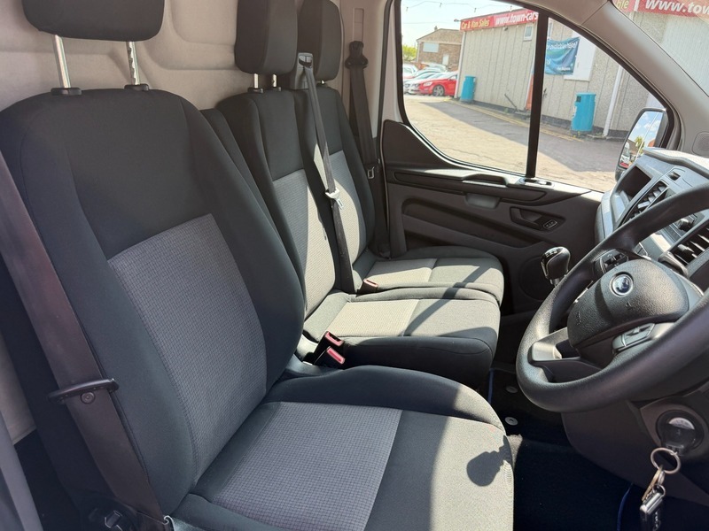 Ford Transit Custom 300 Base P V White #5