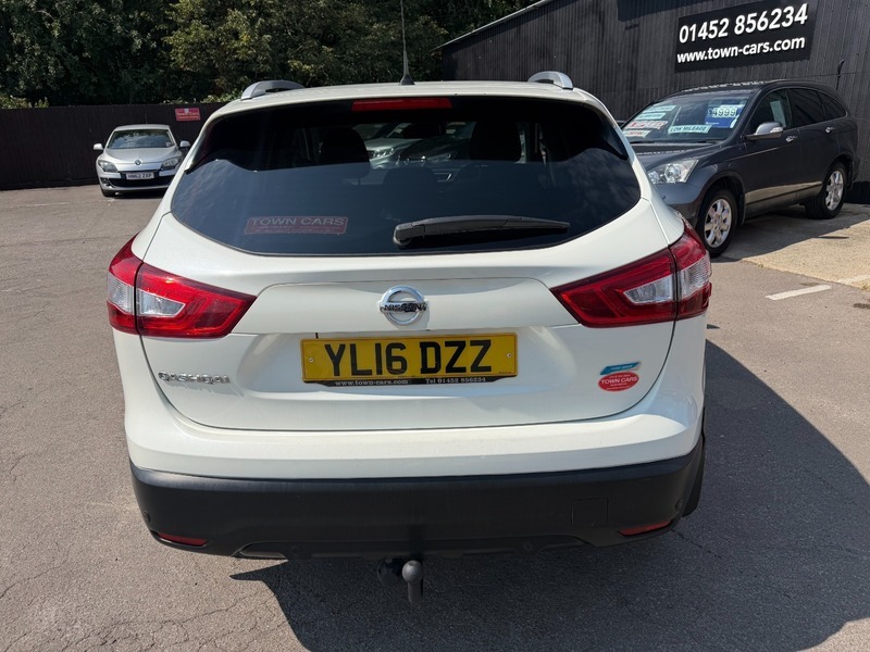 Nissan Qashqai N-connecta Dci-6 Speed Only YL16DZZ White #3