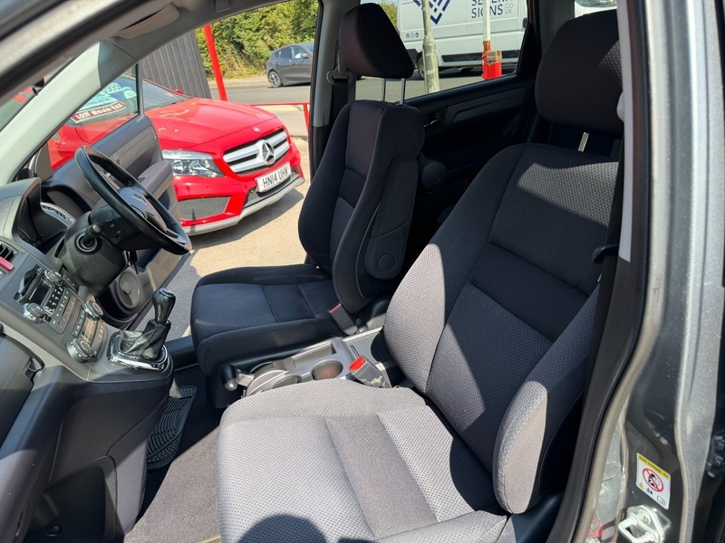 Honda Cr-V I-vtec Es 5-Door Silver #11
