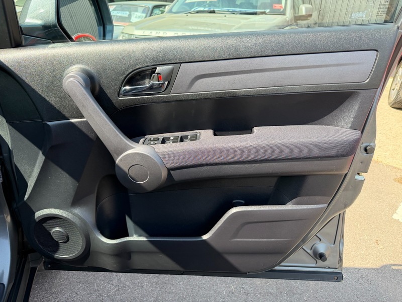 Honda Cr-V I-vtec Es 5-Door Silver #33
