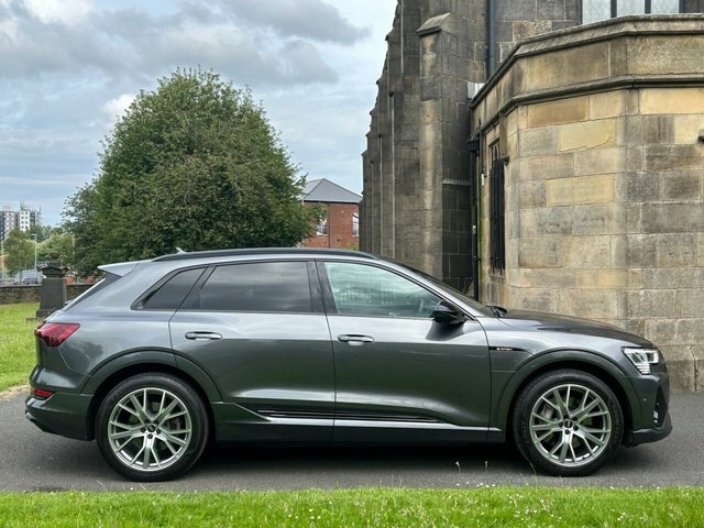Audi E-tron 55 Black Edition Suv Quattro 95K Black #4