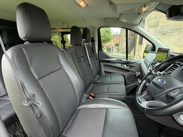 Ford Transit Custom 2.0 320 Ecoblue Sport Crew Van Double Cab Dies Black #2