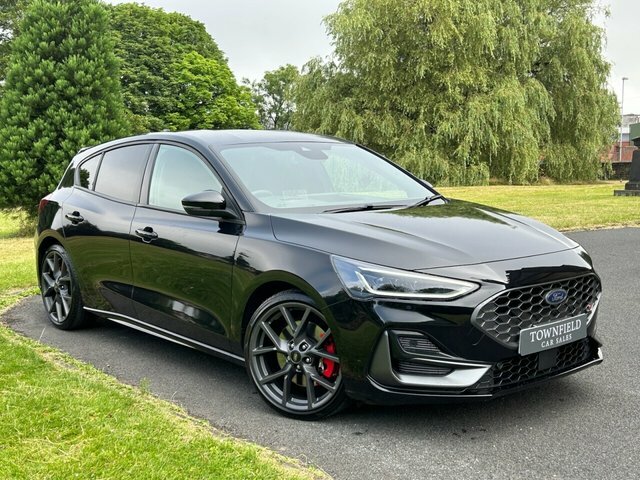 Ford Focus 2.3T Ecoboost St Hatchback Euro Black