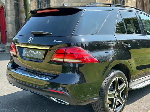 Mercedes-Benz GLE Class Blue #14
