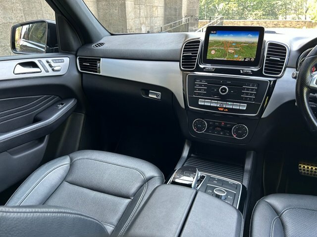 Mercedes-Benz GLE Class Blue #19