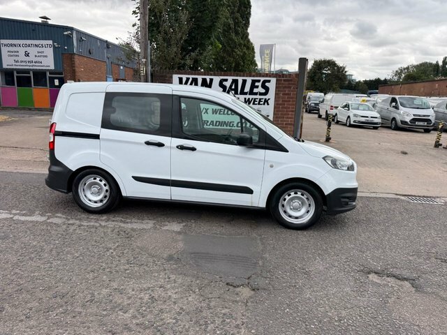 Ford Transit Courier  White #13