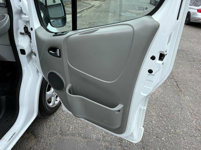 Vauxhall Vivaro 2.0 2900 Cdti Ecoflex Speed Limiter Fwd L1 White #10