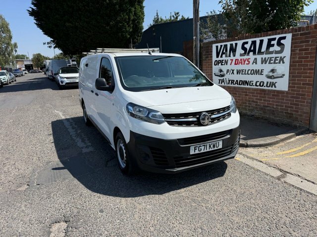 Vauxhall Vivaro 2021 1.5 Turbo D 2900 Edition Panel Van FG71KWU White #2