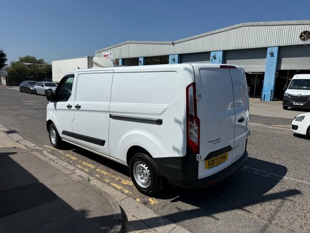 Ford Transit Custom 2017 2.0 Tdci 290 Panel Van L2 H KO17OYM White #6