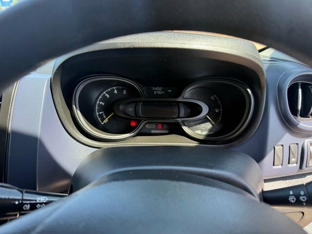 Vauxhall Vivaro Vivaro 2900 Cdti White #12