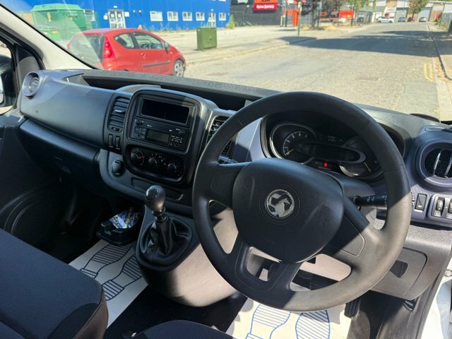 Vauxhall Vivaro Vivaro 2900 Cdti White #11
