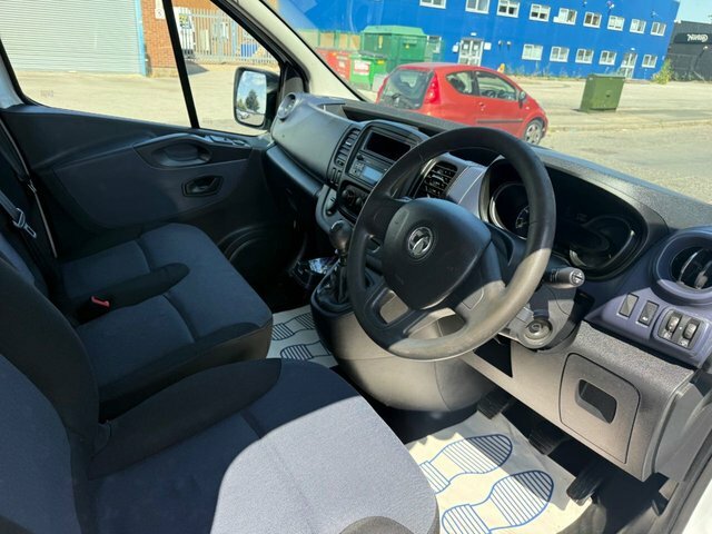 Vauxhall Vivaro Vivaro 2900 Cdti White #10