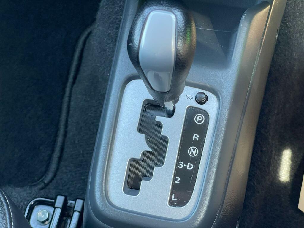 Suzuki Jimny 0.7 Automatic White #23