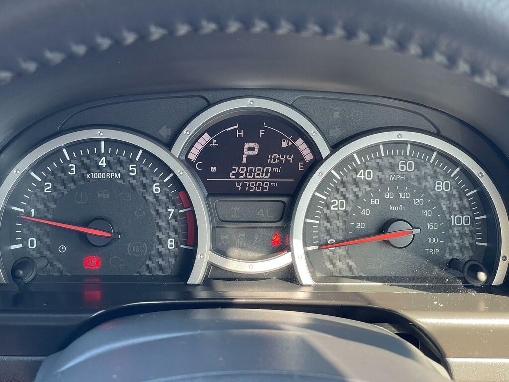 Suzuki Jimny 0.7 Automatic White #29