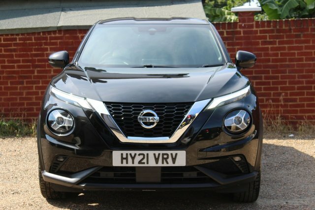 Nissan Juke Dig-t Tekna Suv Black #2