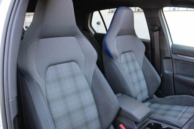 Volkswagen e-Golf 1.4 Tsi 13Kwh Style Hatchback Plug-in H White #19