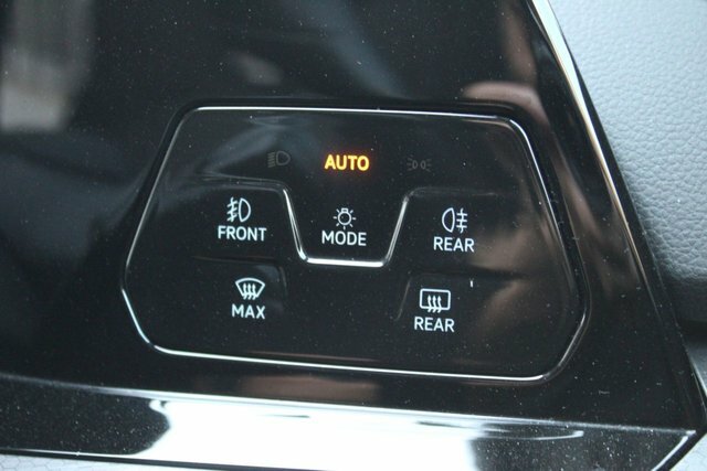 Volkswagen e-Golf 1.4 Tsi 13Kwh Style Hatchback Plug-in H White #43