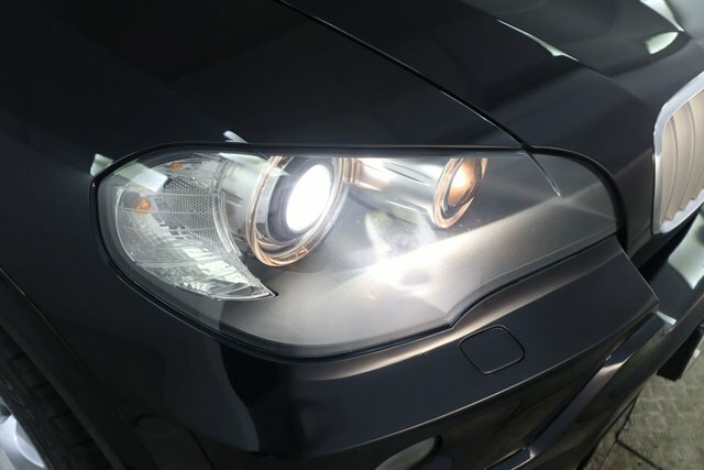 BMW X5 White #11