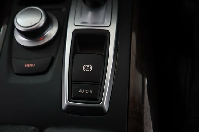 BMW X5 White #35