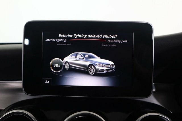 Mercedes-Benz C Class 2.1 C250d Amg Line Premium Plus Coupe White #40